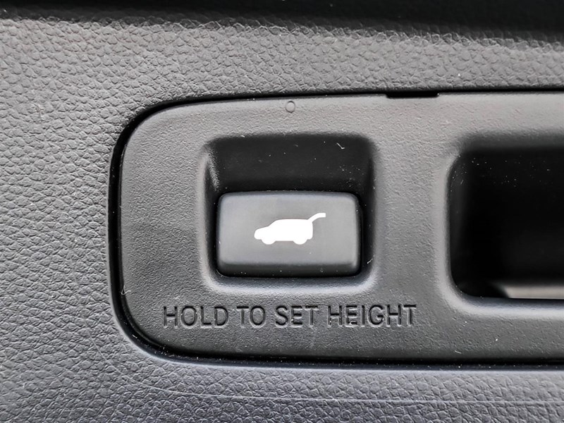 2023 Honda CR-V Hybrid Touring AWD