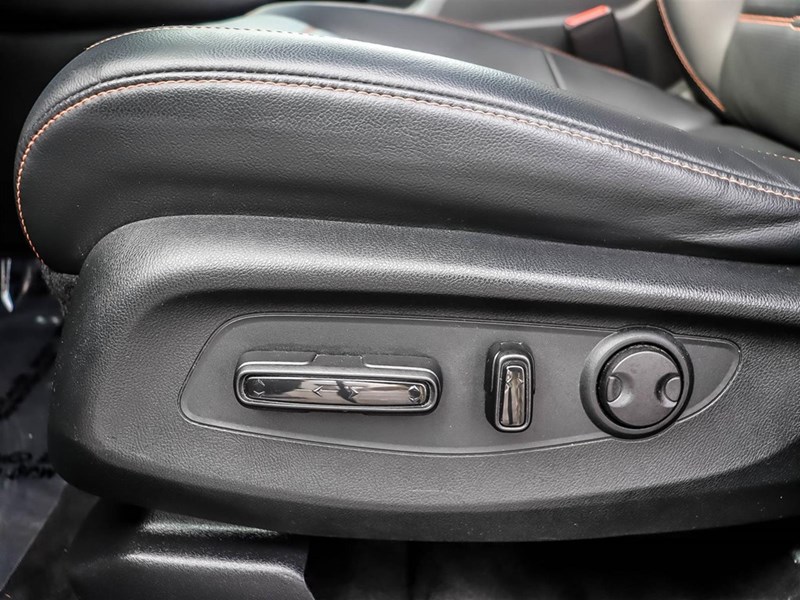 2023 Honda CR-V Hybrid Touring AWD