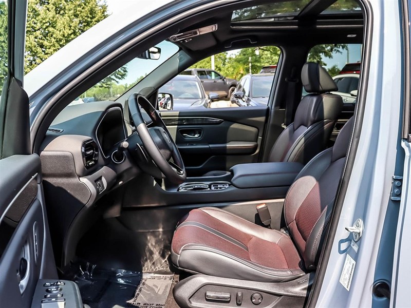 2023 Honda Pilot Black Edition AWD