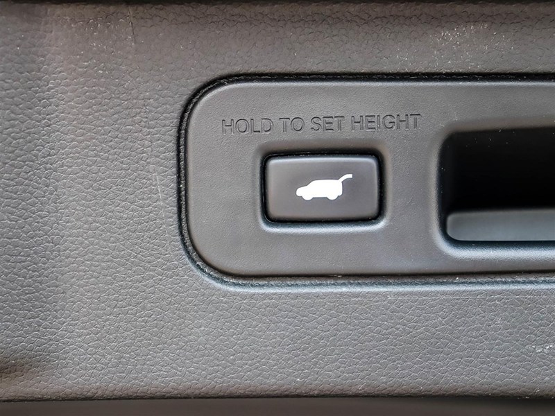2023 Honda Pilot Touring AWD