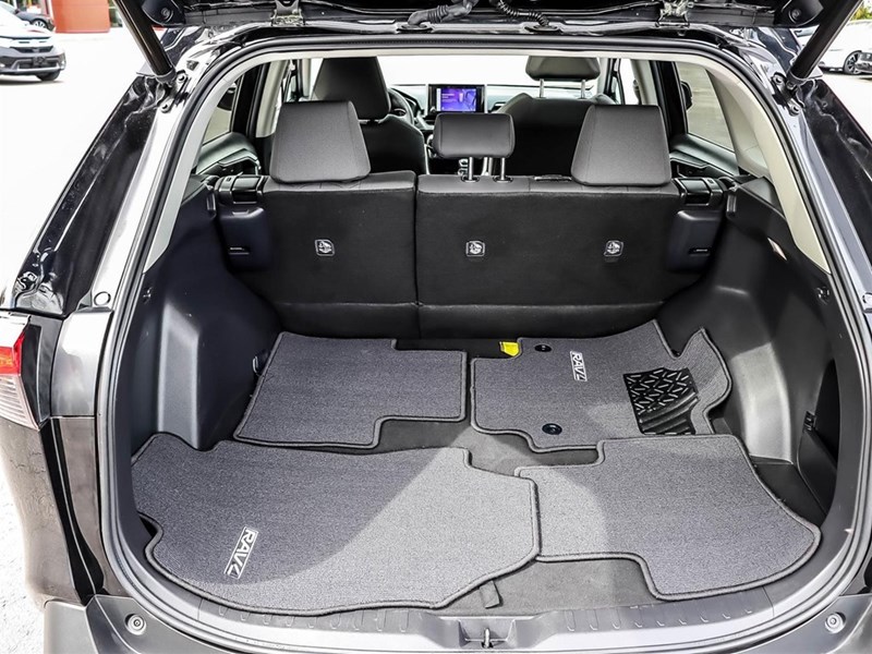2023 Toyota RAV4 XLE AWD