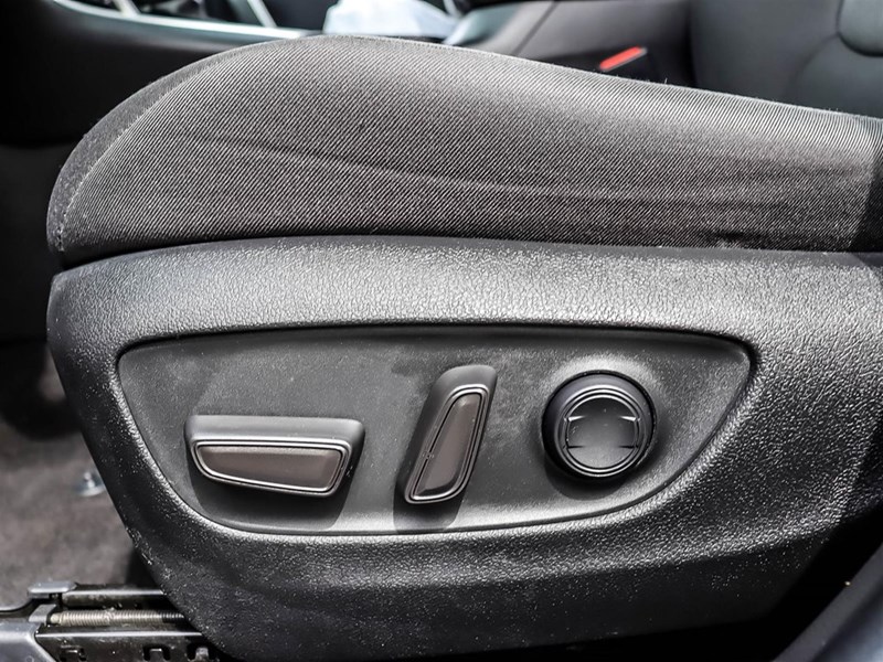 2023 Toyota RAV4 XLE AWD