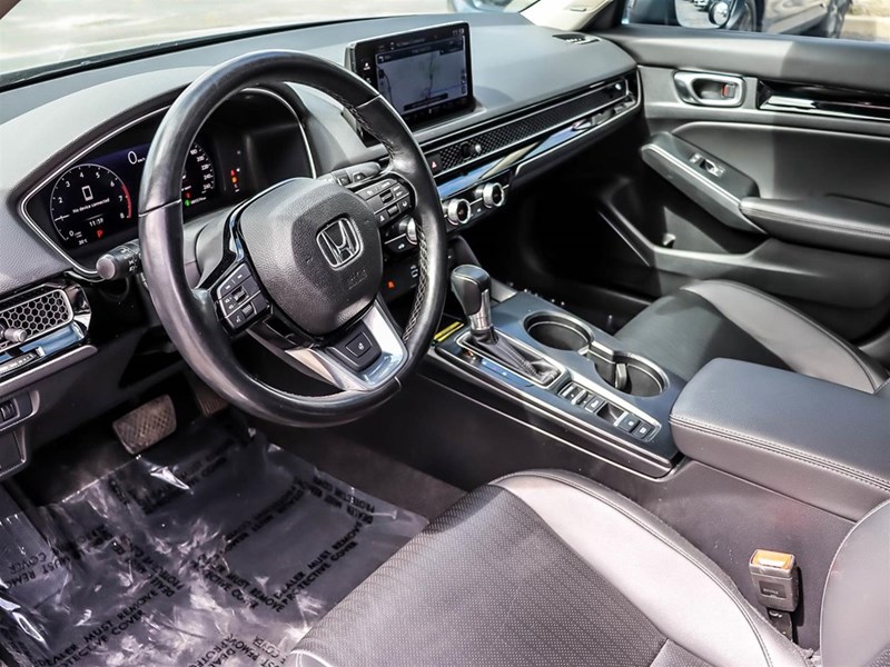 2024 Honda Civic Touring CVT
