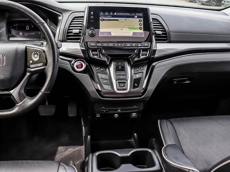 2024 Honda Odyssey Touring Auto