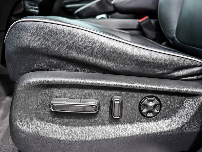 2024 Honda Odyssey Touring Auto