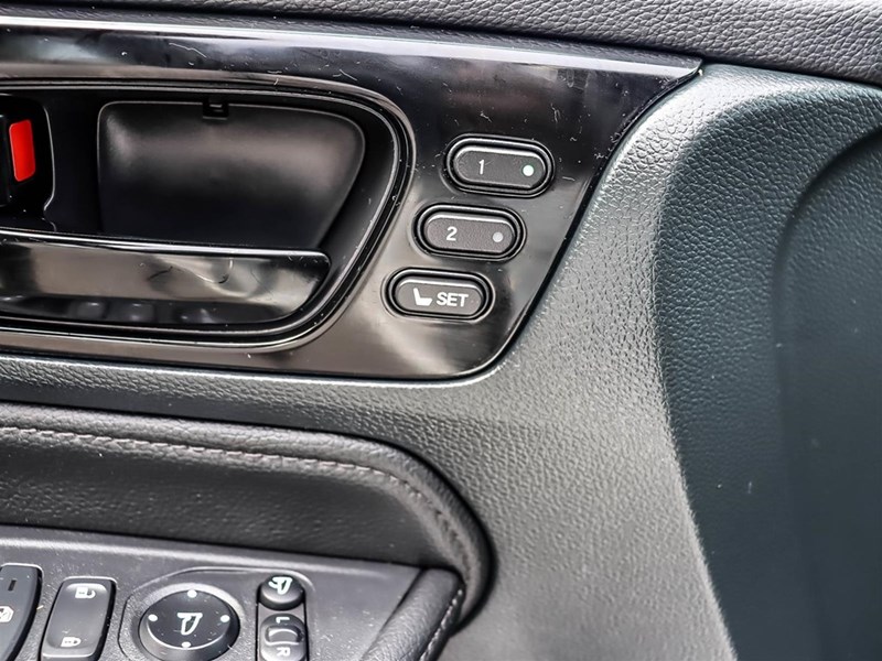2024 Honda Odyssey Touring Auto