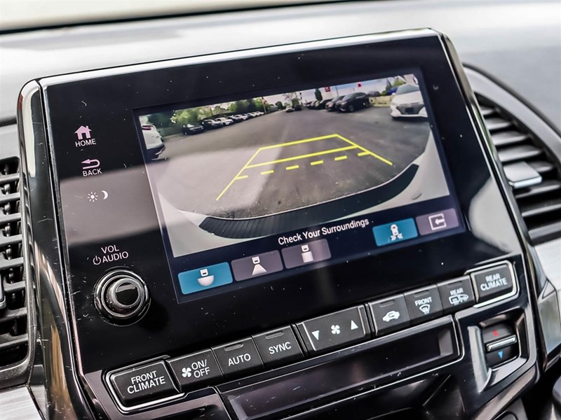 2024 Honda Odyssey Touring Auto