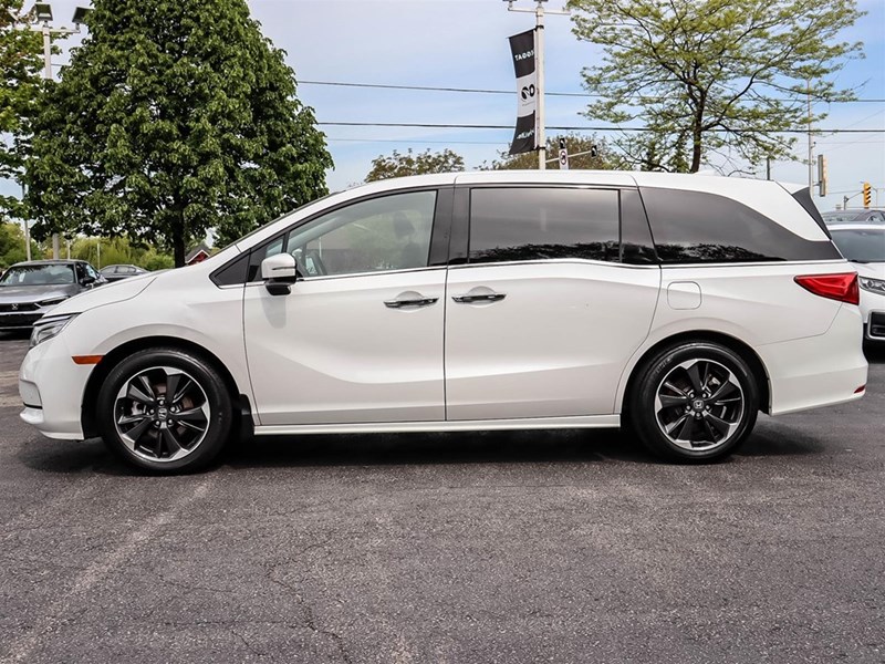 2024 Honda Odyssey Touring Auto