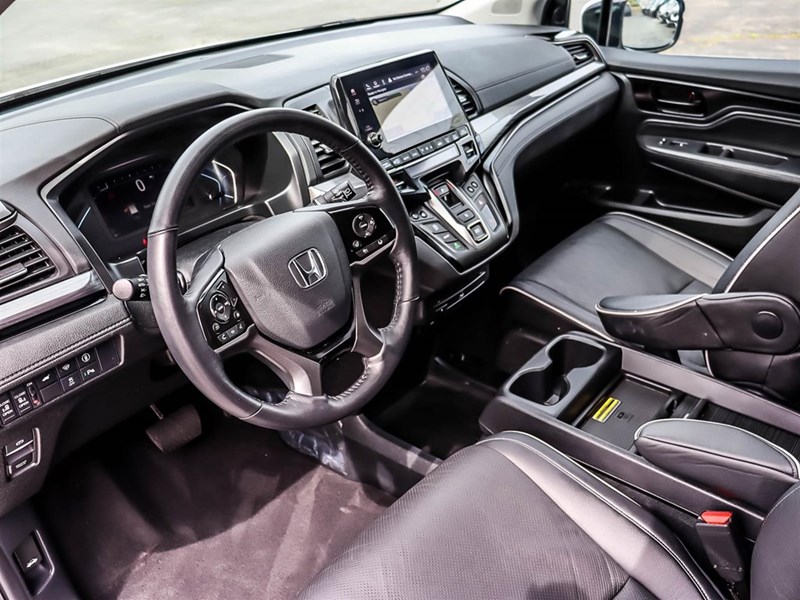 2024 Honda Odyssey Touring Auto
