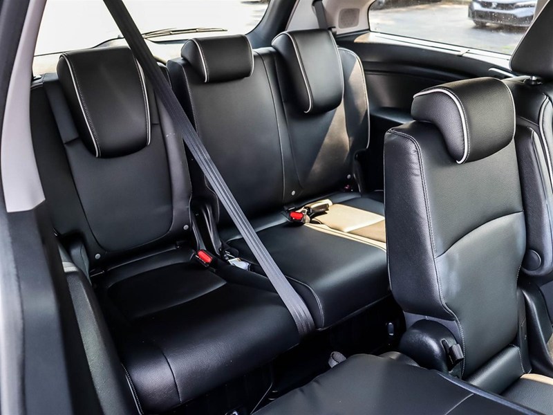 2024 Honda Odyssey Touring Auto