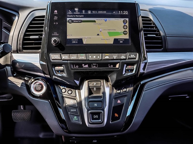 2024 Honda Odyssey Touring Auto