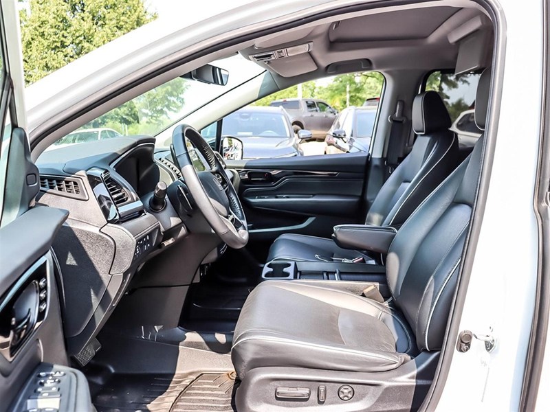 2024 Honda Odyssey Touring Auto