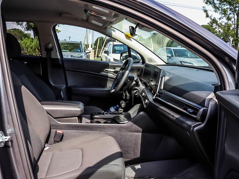 2024 Kia Sportage LX AWD
