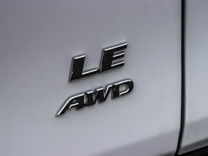 2025 Toyota Rav4 LE AWD