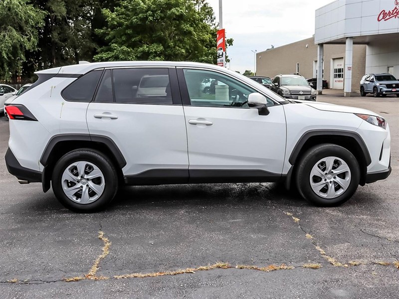 2025 Toyota Rav4 LE AWD