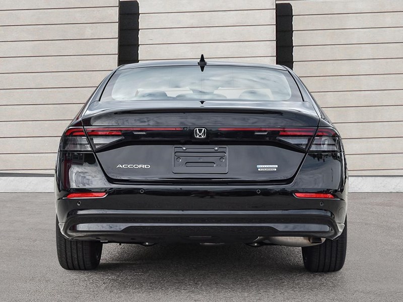 2026 Honda Accord Hybrid Touring Ecvt