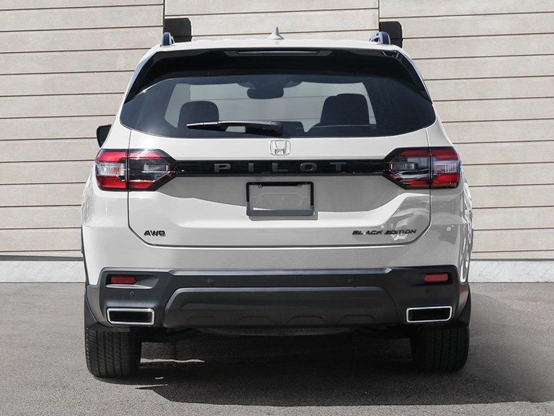 2025 Honda Pilot Black Edition AWD
