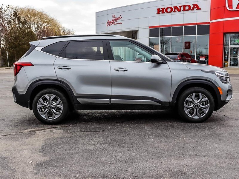 2025 Kia Seltos EX AWD