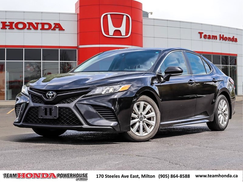 2019 Toyota Camry SE Auto