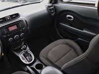 2015 Kia Soul LX | Auto | Bluetooth | A/C | Fuel Efficient