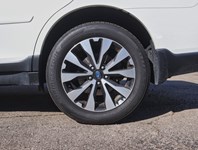 2015 Subaru Outback Limited 2.4/Harman Kardan/Leather/Sunroof
