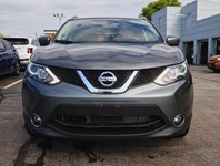 2018 Nissan Qashqai SL Awd/13 Serv Rec/Clean Carfax/Low Km/Wow
