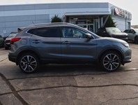 2018 Nissan Qashqai SL Awd/13 Serv Rec/Clean Carfax/Low Km/Wow