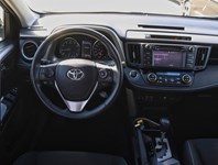 2018 Toyota Rav4 FWD Xle/ Super Low Km/Blind Spot