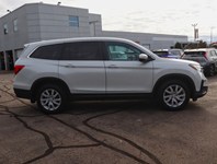 2020 Honda Pilot LX AWD