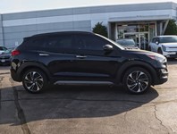 2020 Hyundai Tucson Ultimate Awd/Pano Roof/Leather/Lift Gate/One Owner