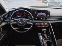 2022 Hyundai Elantra Preferred Ivt