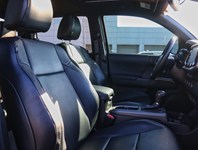 2022 Toyota Tacoma TRD Sport Prem / Sunroof/Clean Carfax