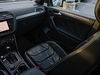 2022 Volkswagen Tiguan Highline R-Line | Sunroof | Leather | 360 Camera