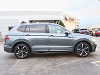 2022 Volkswagen Tiguan Highline R-Line | Sunroof | Leather | 360 Camera
