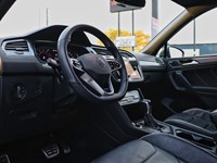 2022 Volkswagen Tiguan Highline R-Line | Sunroof | Leather | 360 Camera