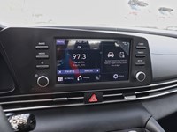 2023 Hyundai Elantra Essential | Apple Carplay | Heated Seats