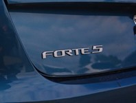 2023 Kia Forte5 GT Limited Dct/Hatch/Clean Carfax/Cpo
