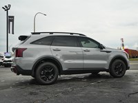 2025 Kia Sorento X-Pro AWD DEMO, 2.99% FINANCING, 6-SEATER
