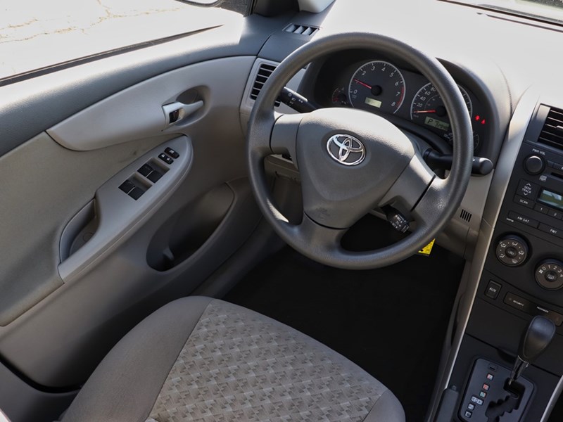2009 Toyota Corolla CE | Auto | A/C | Reliable