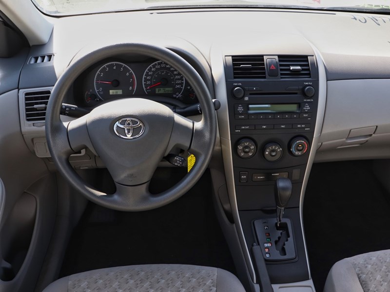2009 Toyota Corolla CE | Auto | A/C | Reliable