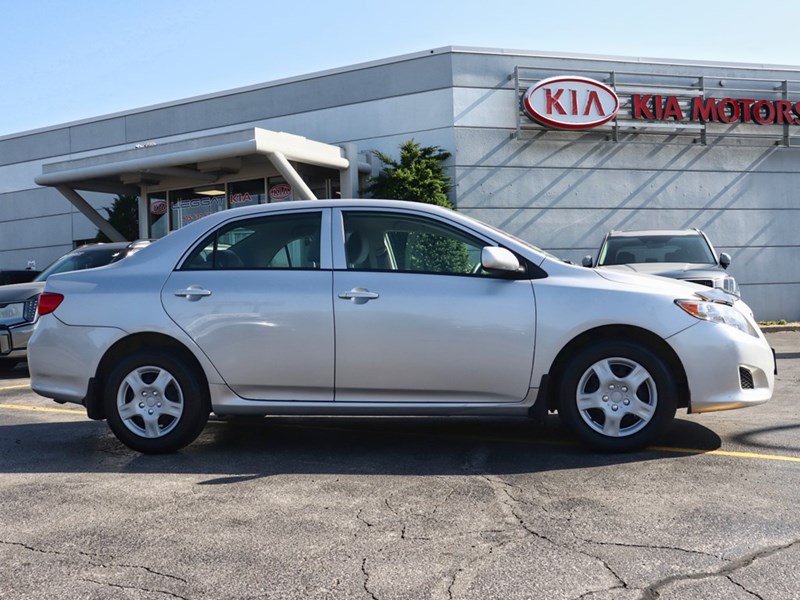 2009 Toyota Corolla CE | Auto | A/C | Reliable