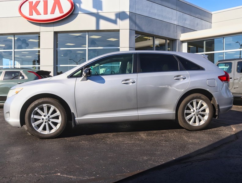 2011 Toyota Venza XLE V4/Certified/Sunroof/Leather