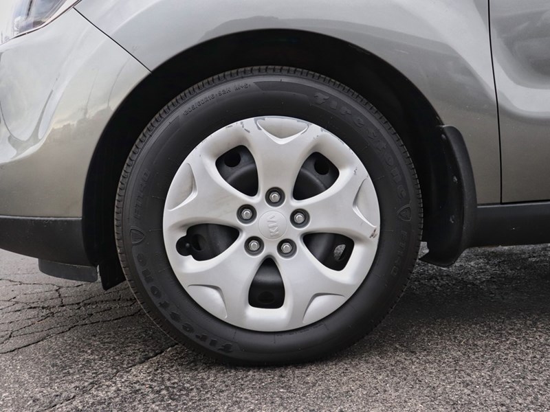 2015 Kia Soul LX | Auto | Bluetooth | A/C | Fuel Efficient