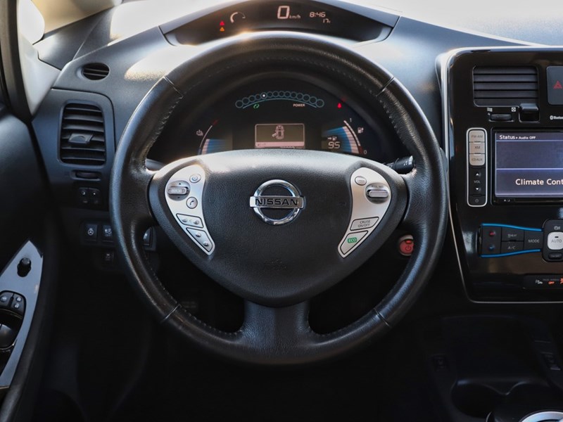 2015 Nissan LEAF SV | Push Button Start | Fast Charging | Bluetooth