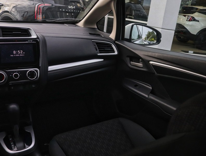 2016 Honda Fit 5Dr Hb CVT LX