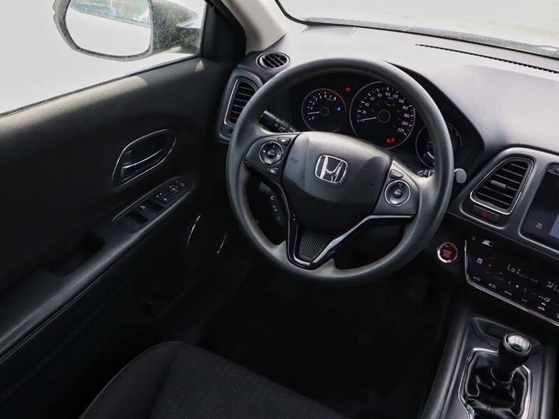2016 Honda HR-V EX | Unique Manual | Sunroof | Blind Spot Warning