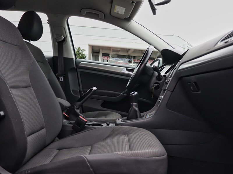 2016 Volkswagen Golf Sportwagon Trendline | Heated Seats | Backup Cam | Wagon