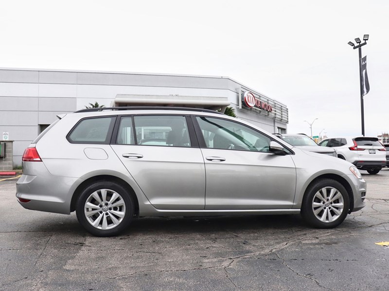 2016 Volkswagen Golf Sportwagon Trendline | Heated Seats | Backup Cam | Wagon