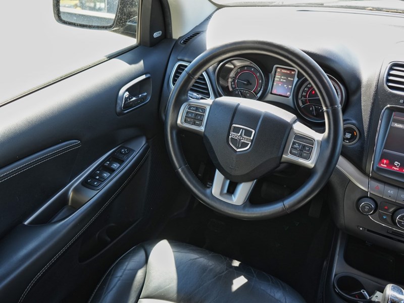 2017 Dodge Journey Crossroad | AWD | V6 | Push Start | Back Up Camera