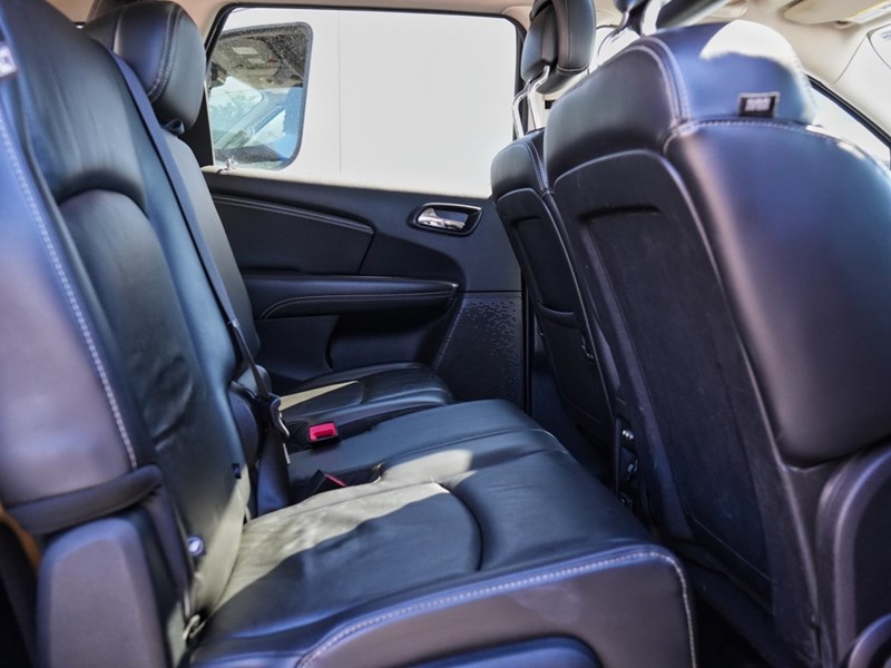 2017 Dodge Journey Crossroad | AWD | V6 | Push Start | Back Up Camera